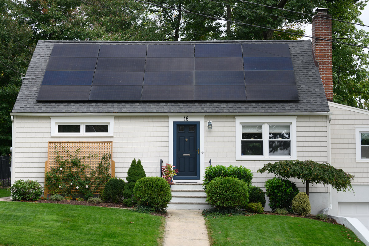 Cozy Facade Renovation in West Orange
